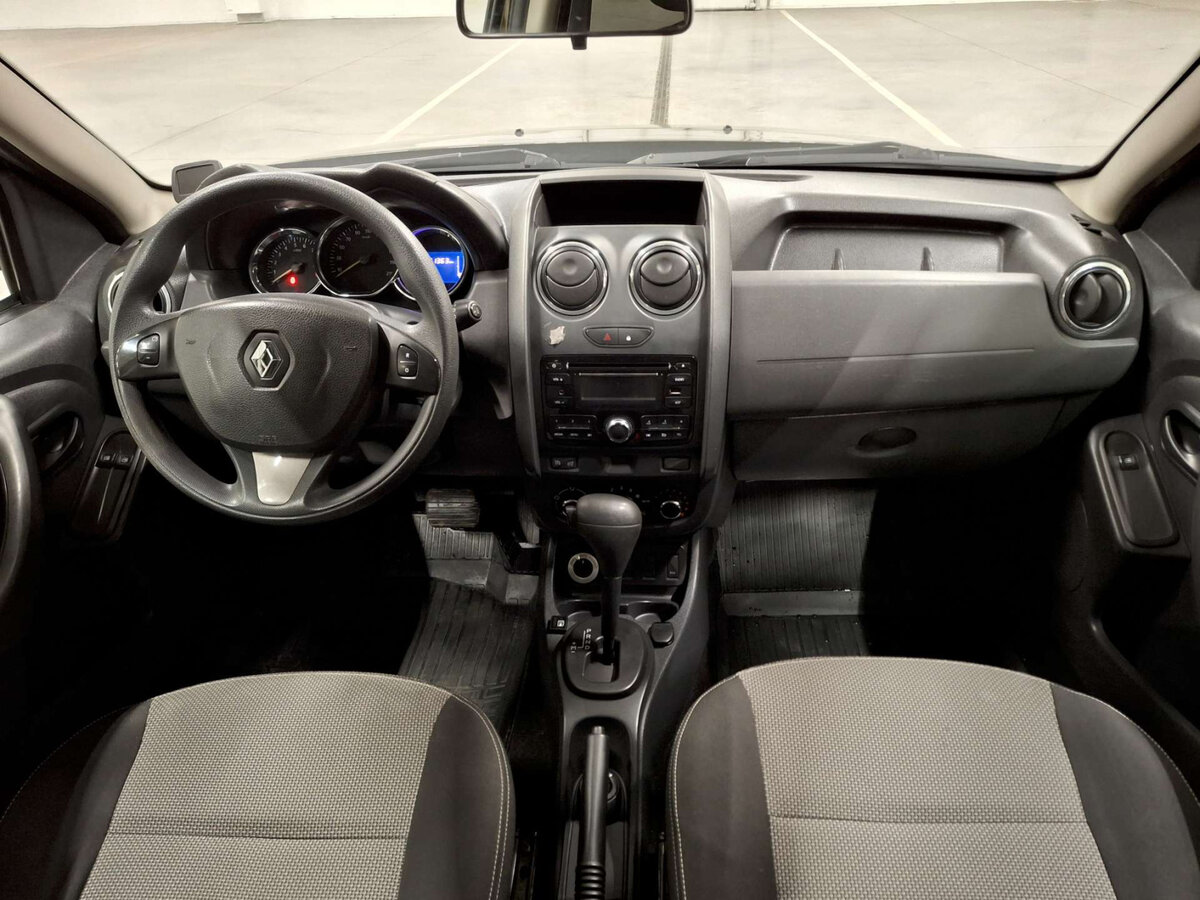 Renault Duster с пробегом — 2015 год. Фото: #12