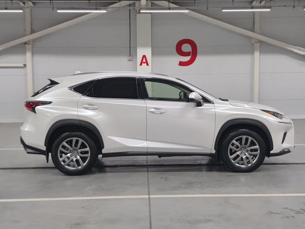 Lexus NX с пробегом — 2018 год. Фото: #3