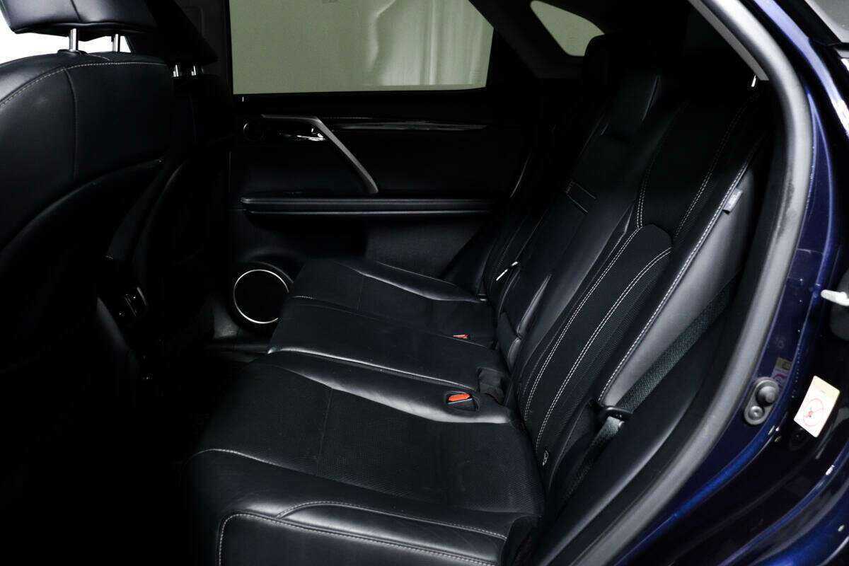 Lexus RX с пробегом — 2018 год. Фото: #11
