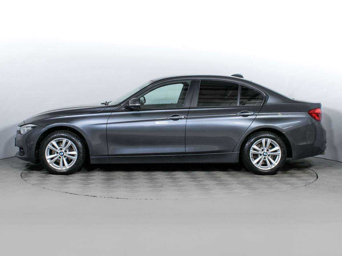 BMW 3 серии с пробегом — 2017 год. Фото: #7