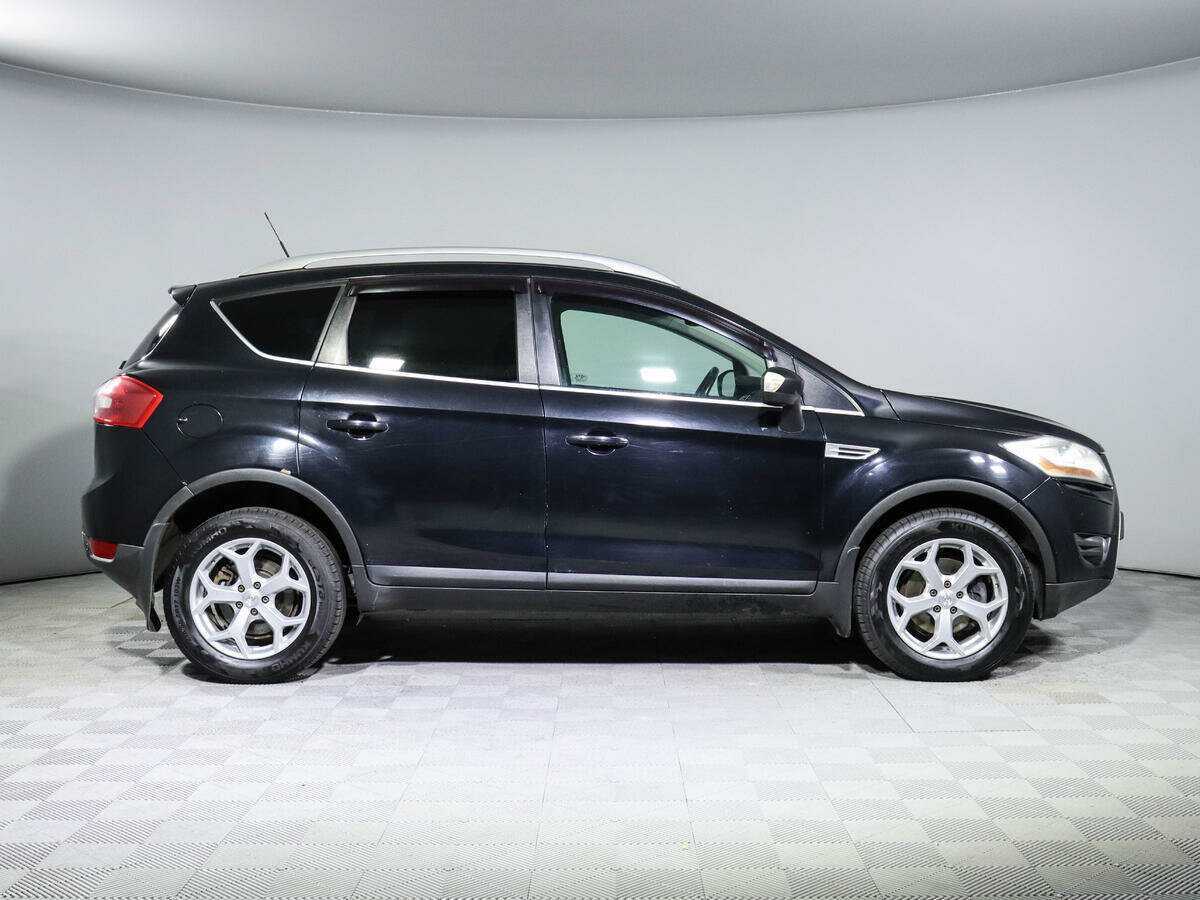 Ford Kuga с пробегом — 2012 год. Фото: #3