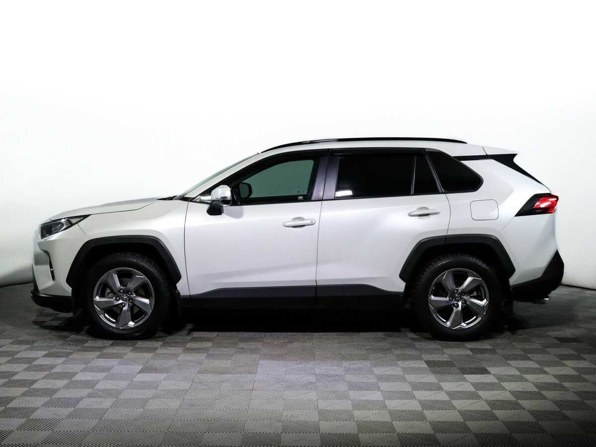 Toyota RAV4 с пробегом — 2020 год. Фото: #7