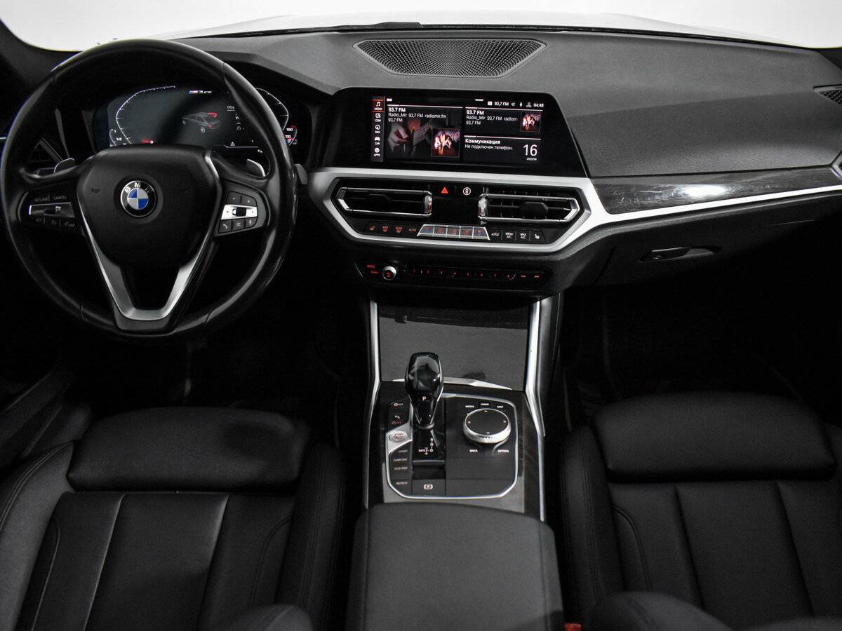 BMW 3 серии с пробегом — 2019 год. Фото: #11
