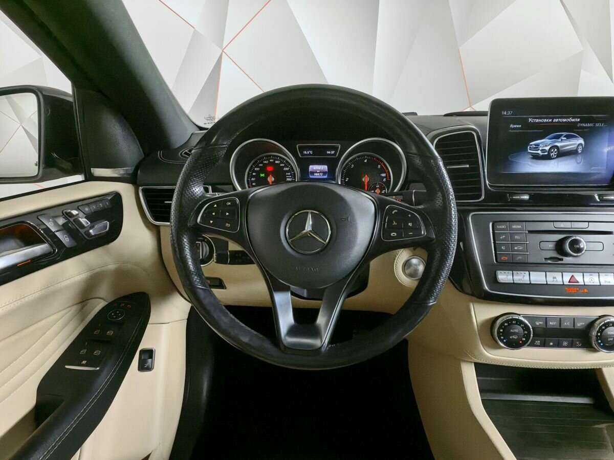 Mercedes-Benz GLE Coupe с пробегом — 2017 год. Фото: #15