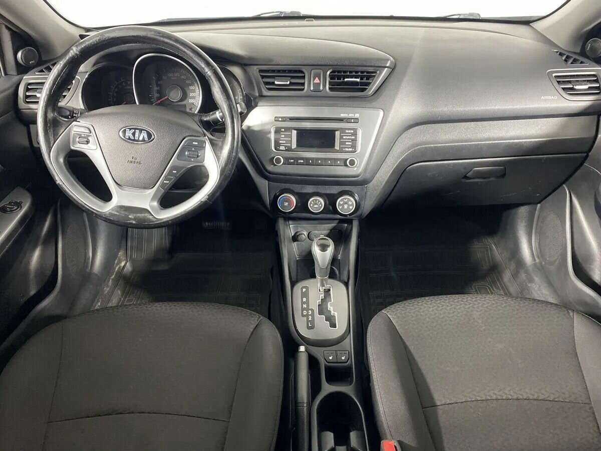 Kia Rio с пробегом — 2016 год. Фото: #10