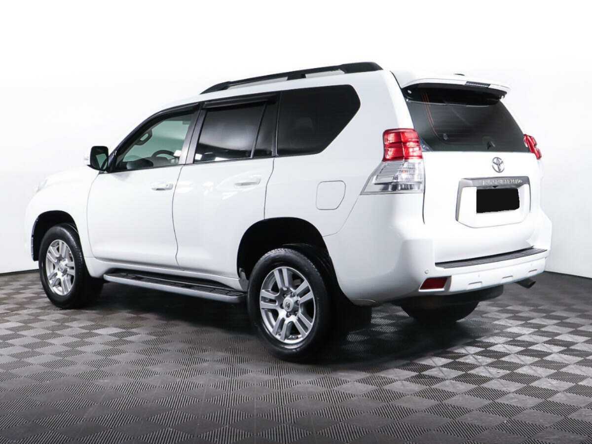 Toyota Land Cruiser Prado с пробегом — 2012 год. Фото: #6