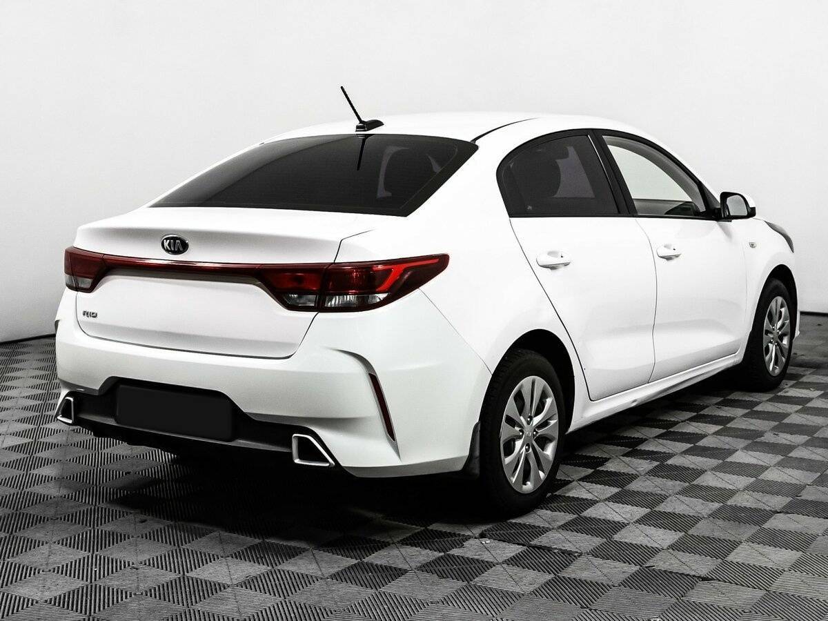 Kia Rio с пробегом — 2021 год. Фото: #4