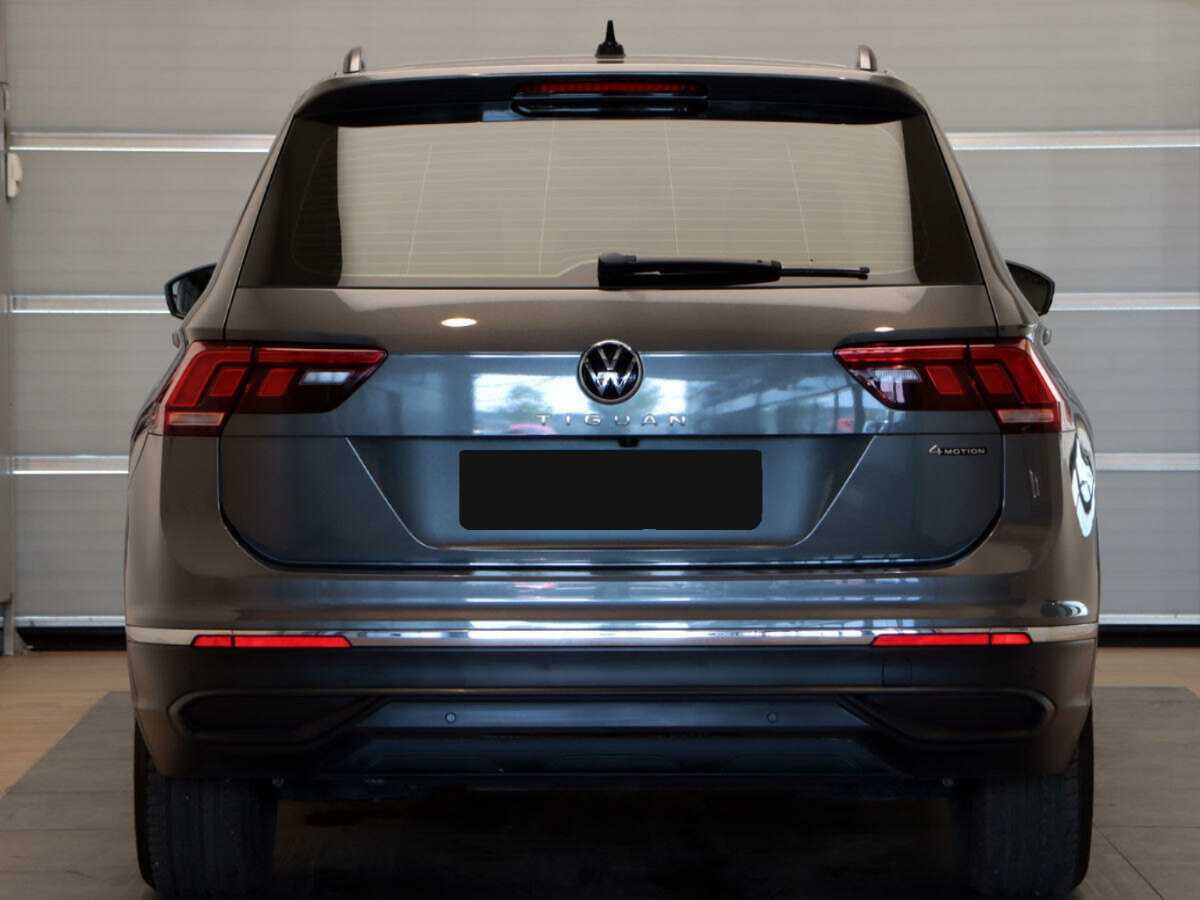 Volkswagen Tiguan с пробегом — 2022 год. Фото: #4