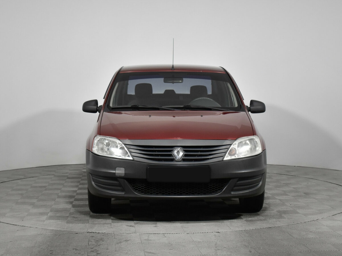 Renault Logan с пробегом — 2013 год. Фото: #1