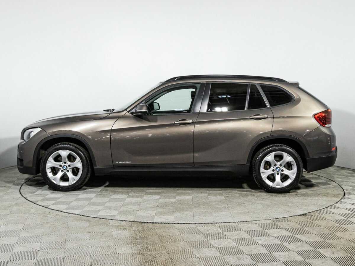 BMW X1 с пробегом — 2013 год. Фото: #7