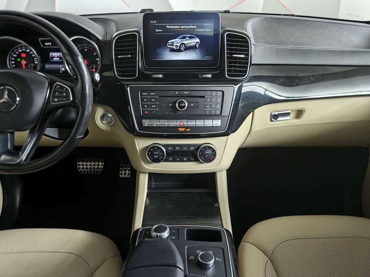 Mercedes-Benz GLE Coupe с пробегом — 2017 год. Фото: #10