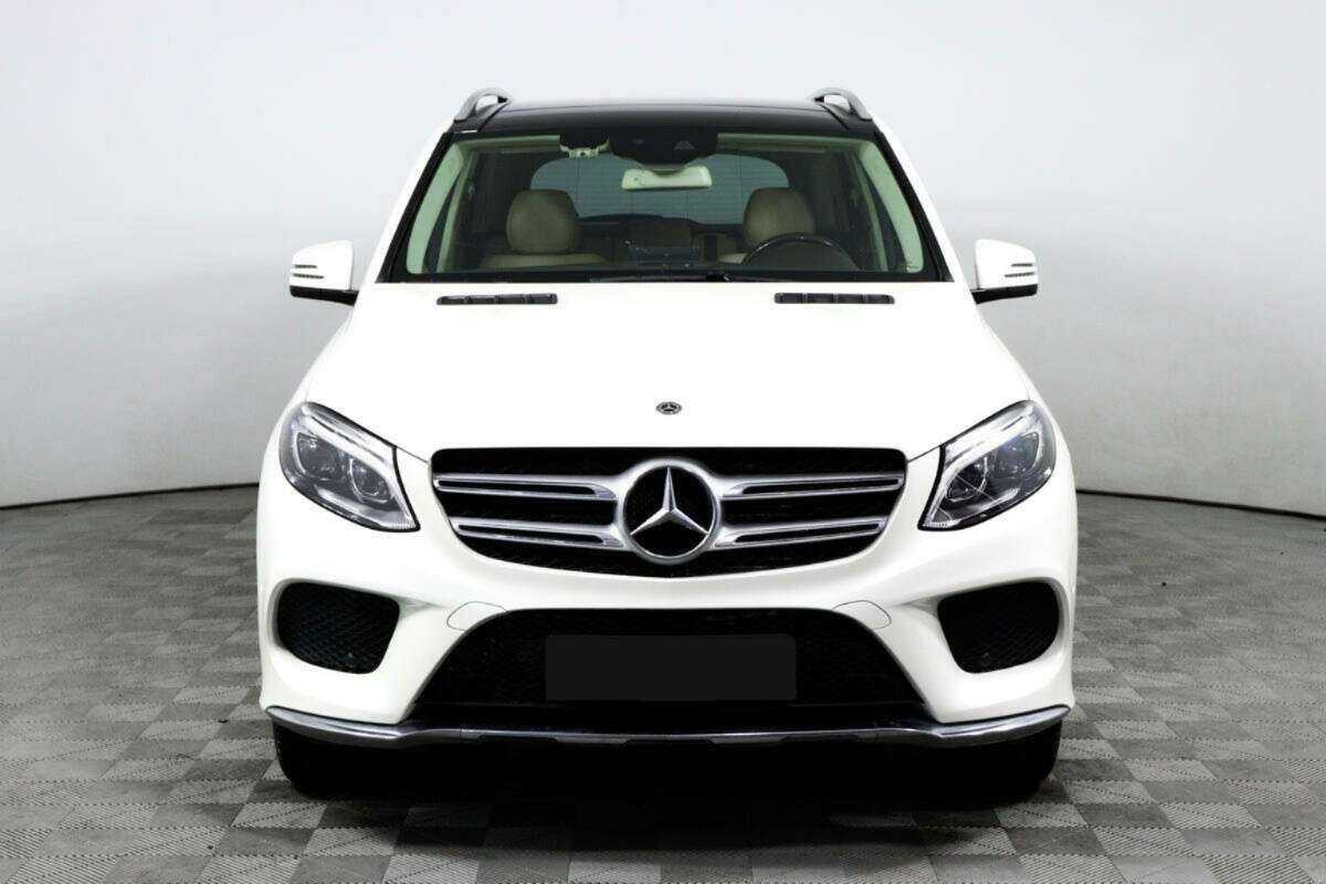 Mercedes-Benz GLE с пробегом — 2018 год. Фото: #1