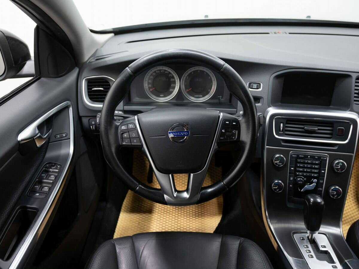 Volvo S60 с пробегом — 2012 год. Фото: #13