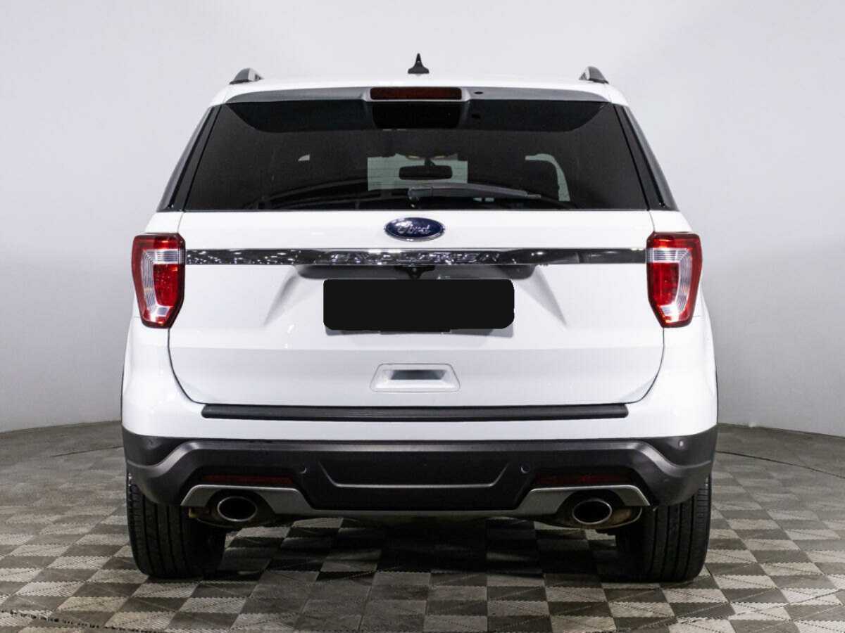 Ford Explorer с пробегом — 2019 год. Фото: #5