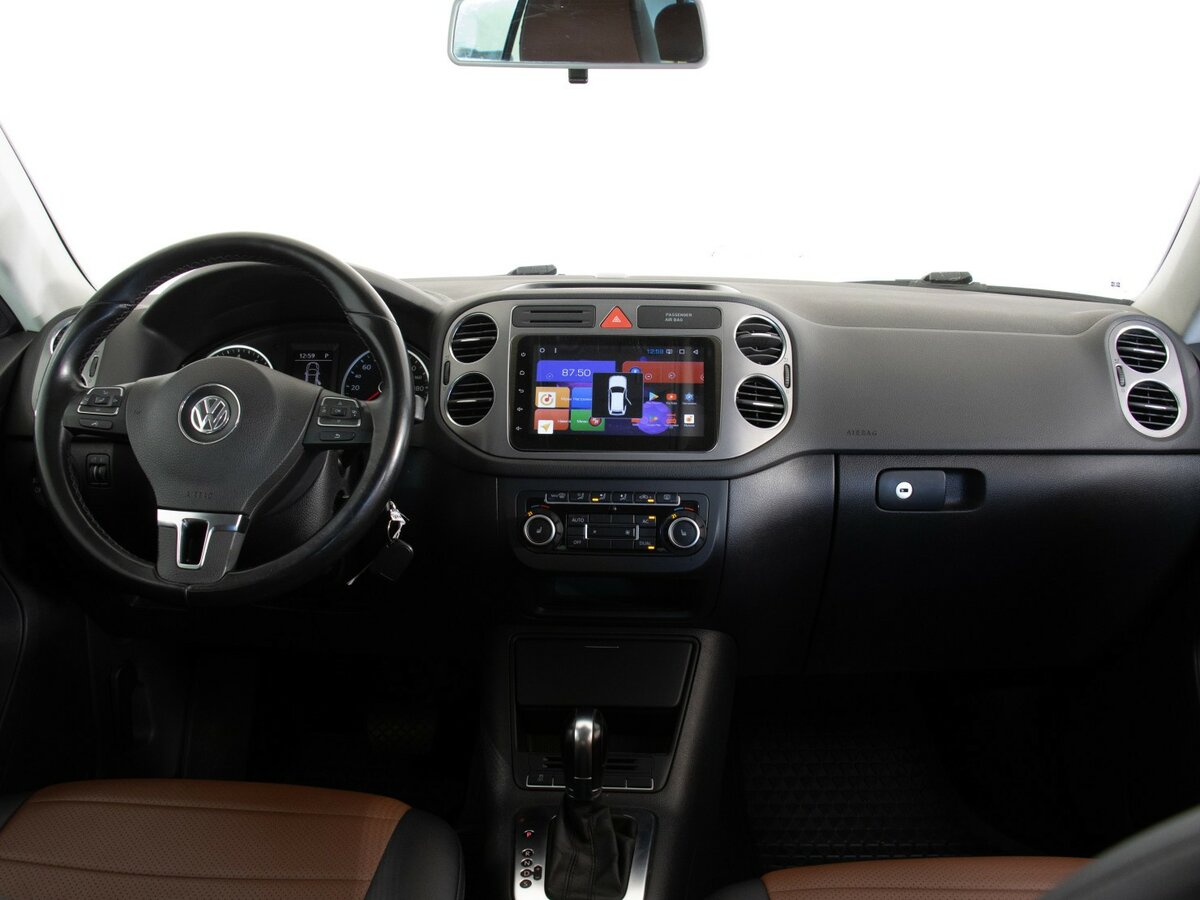 Volkswagen Tiguan с пробегом — 2010 год. Фото: #6