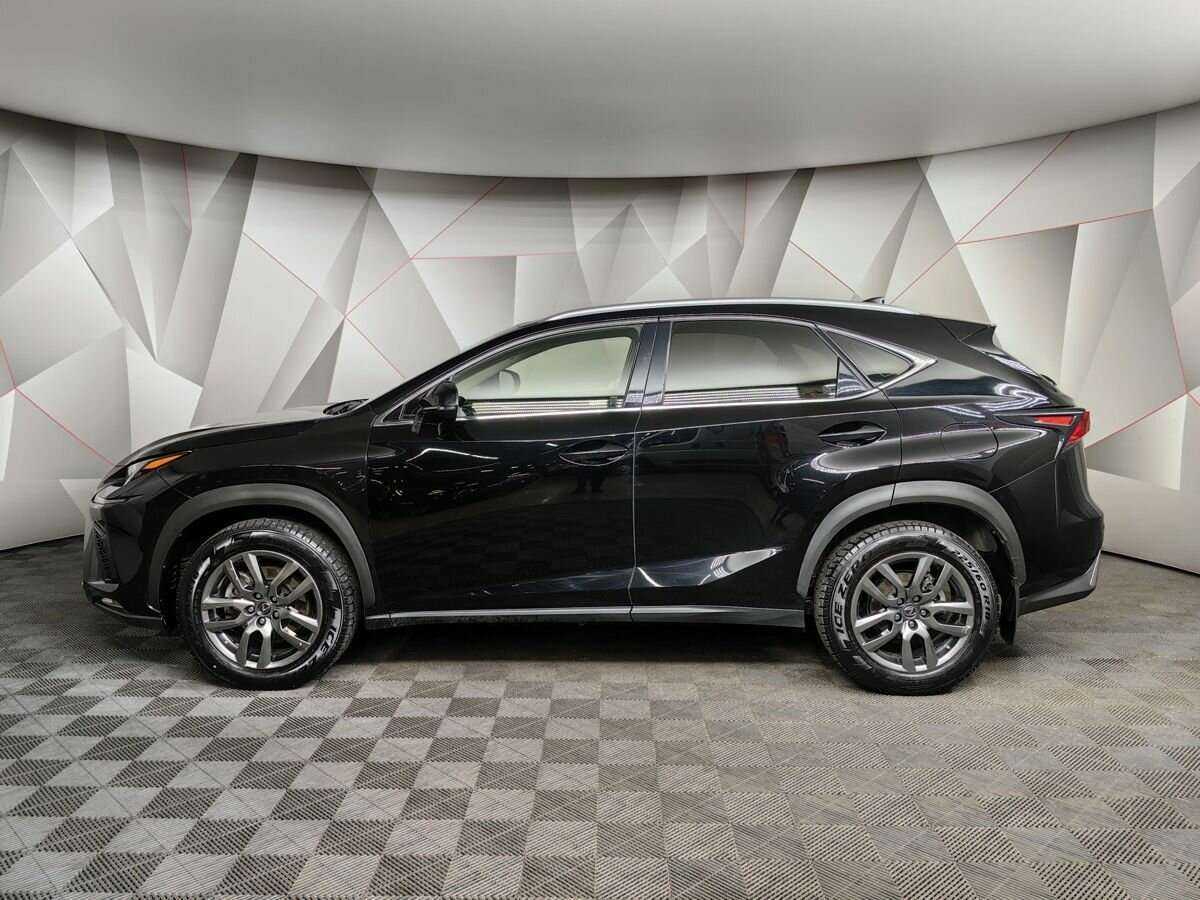 Lexus NX с пробегом — 2018 год. Фото: #4