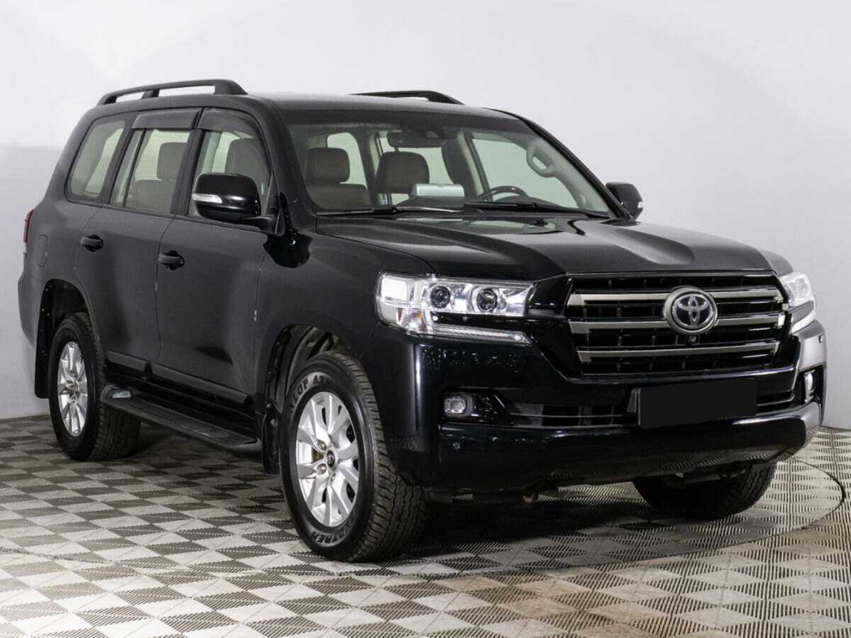Toyota Land Cruiser с пробегом — 2016 год. Фото: #2