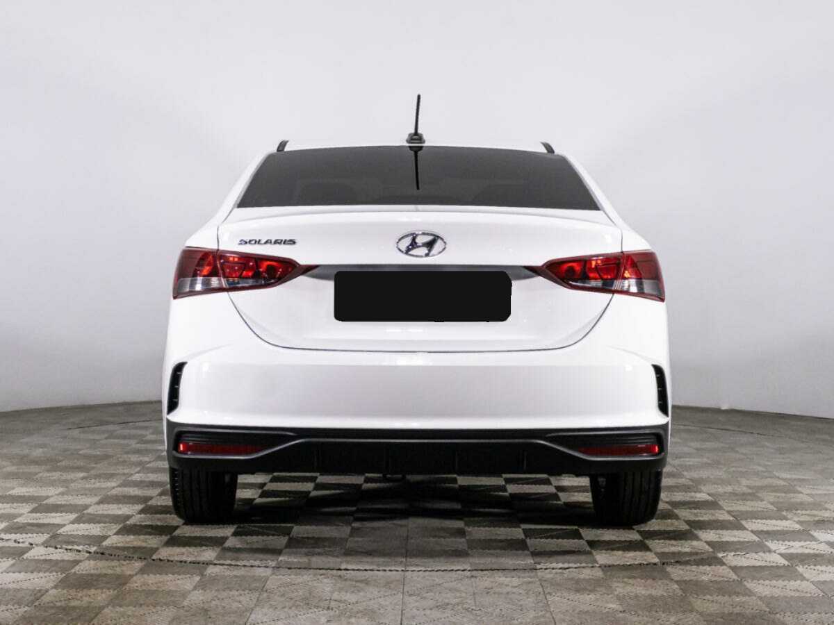 Hyundai Solaris с пробегом — 2021 год. Фото: #5