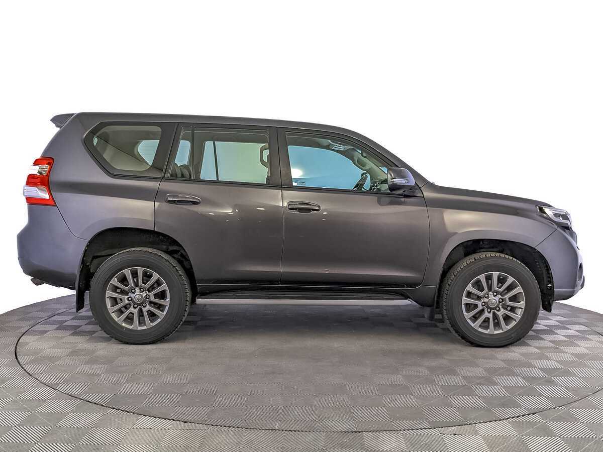 Toyota Land Cruiser Prado с пробегом — 2015 год. Фото: #3