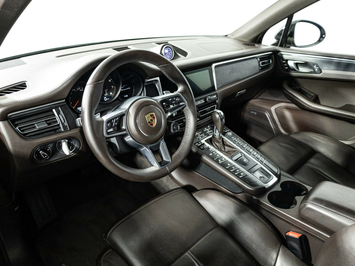 Porsche Macan с пробегом — 2021 год. Фото: #8