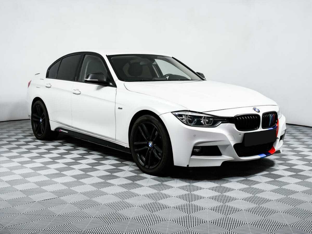 BMW 3 серии с пробегом — 2016 год. Фото: #2