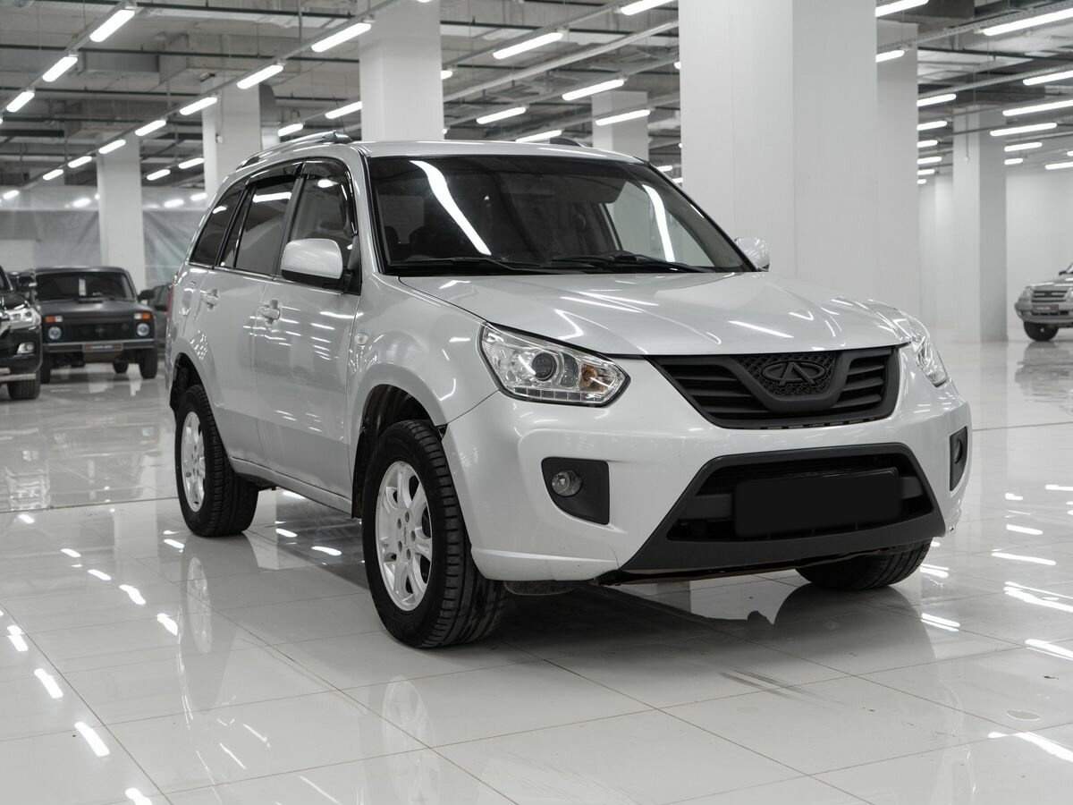 Chery Tiggo (T11) с пробегом — 2014 год. Фото: #2