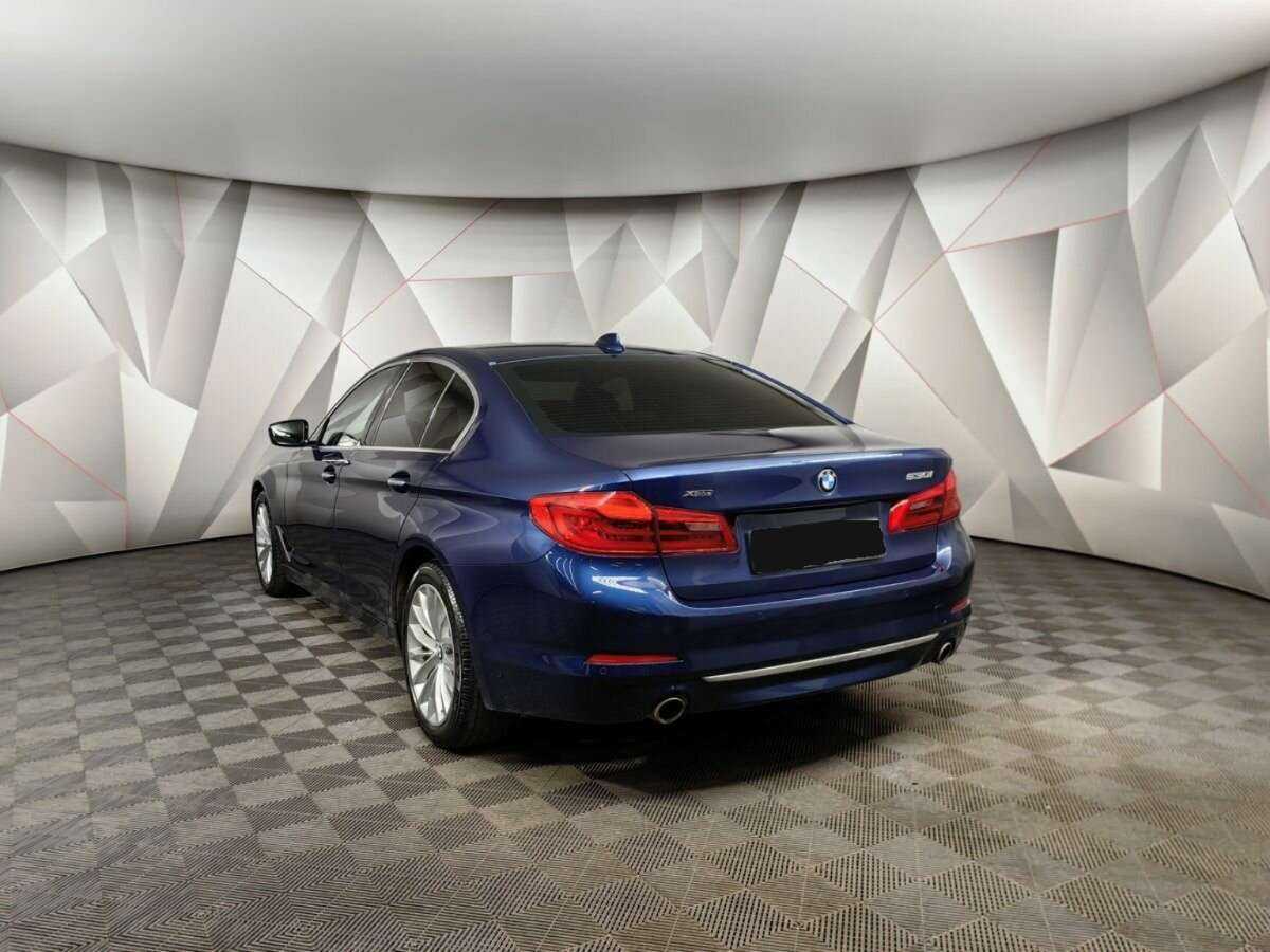 BMW 5 серии с пробегом — 2017 год. Фото: #3