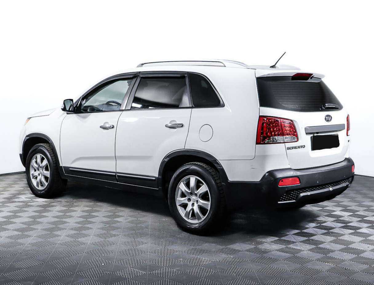 Kia Sorento с пробегом — 2010 год. Фото: #6