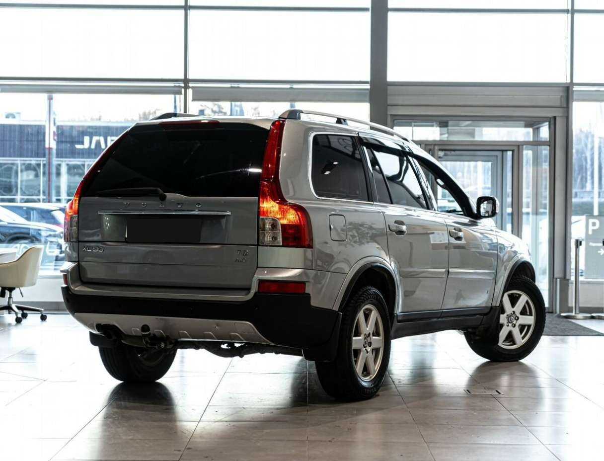 Volvo XC90 с пробегом — 2010 год. Фото: #2