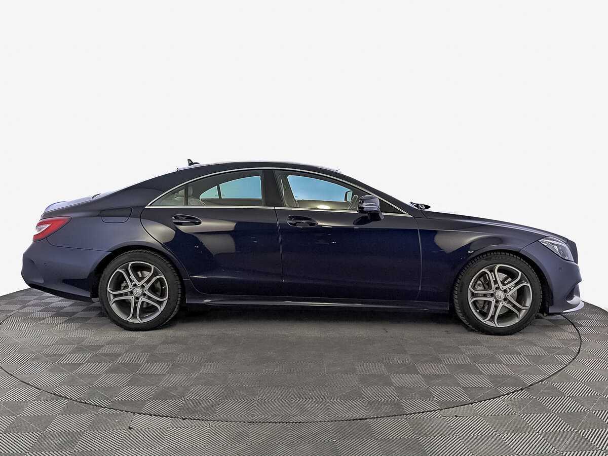 Mercedes-Benz CLS с пробегом — 2015 год. Фото: #3