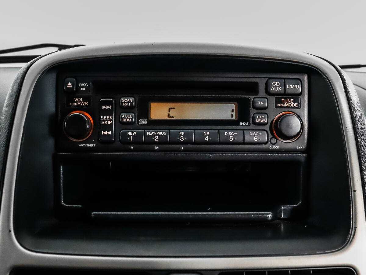 Honda CR-V с пробегом — 2006 год. Фото: #12