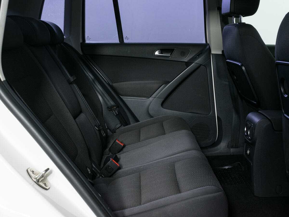 Volkswagen Tiguan с пробегом — 2013 год. Фото: #8