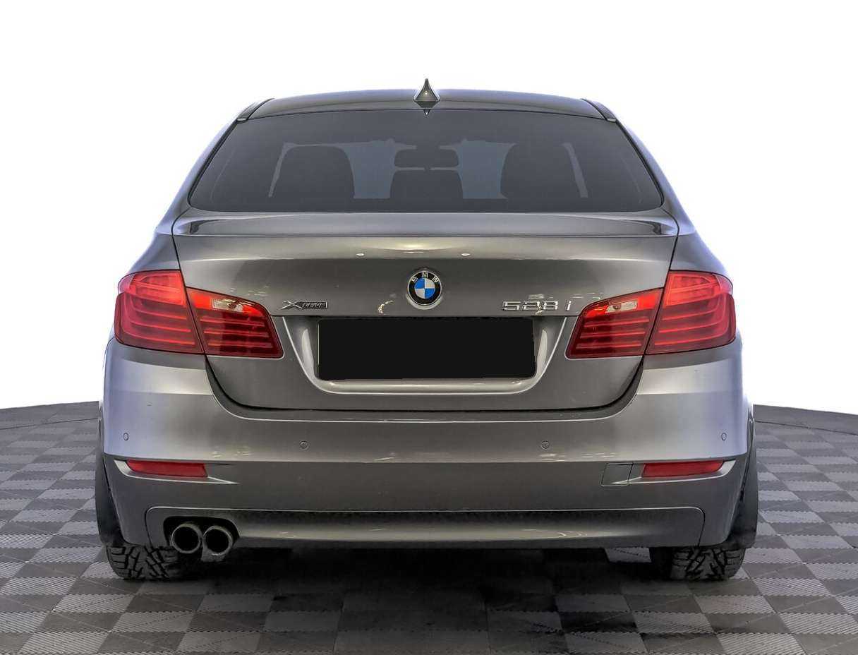 BMW 5 серии с пробегом — 2014 год. Фото: #5