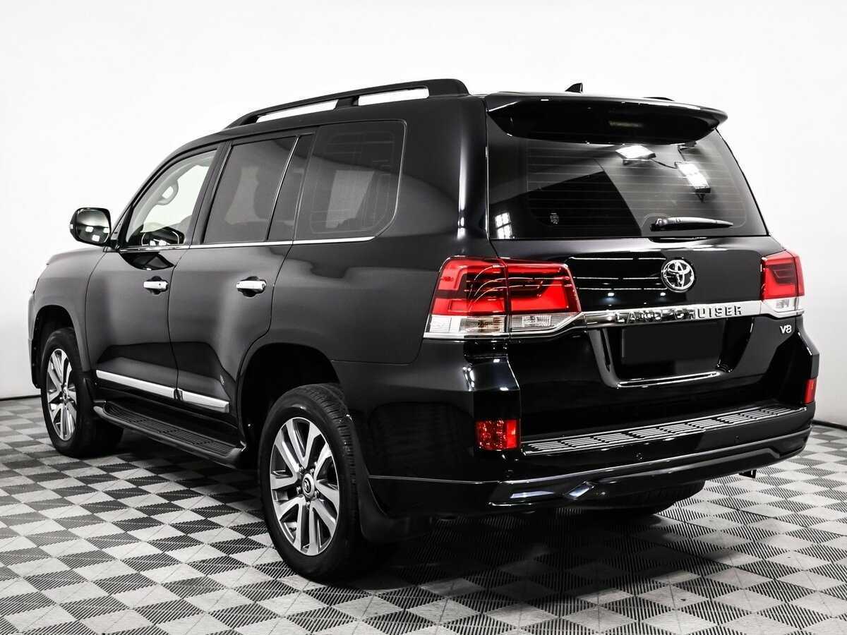 Toyota Land Cruiser с пробегом — 2017 год. Фото: #6