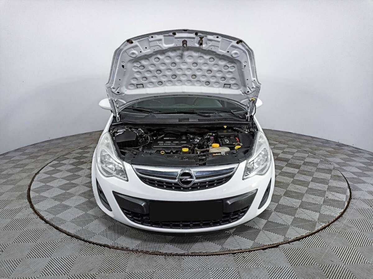 Opel Corsa с пробегом — 2013 год. Фото: #8