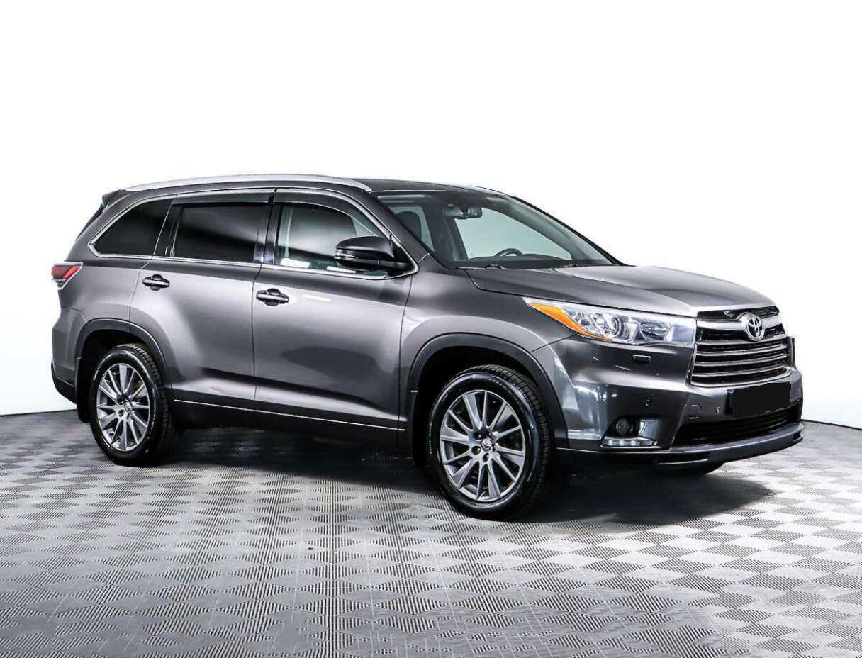 Toyota Highlander с пробегом — 2014 год. Фото: #2