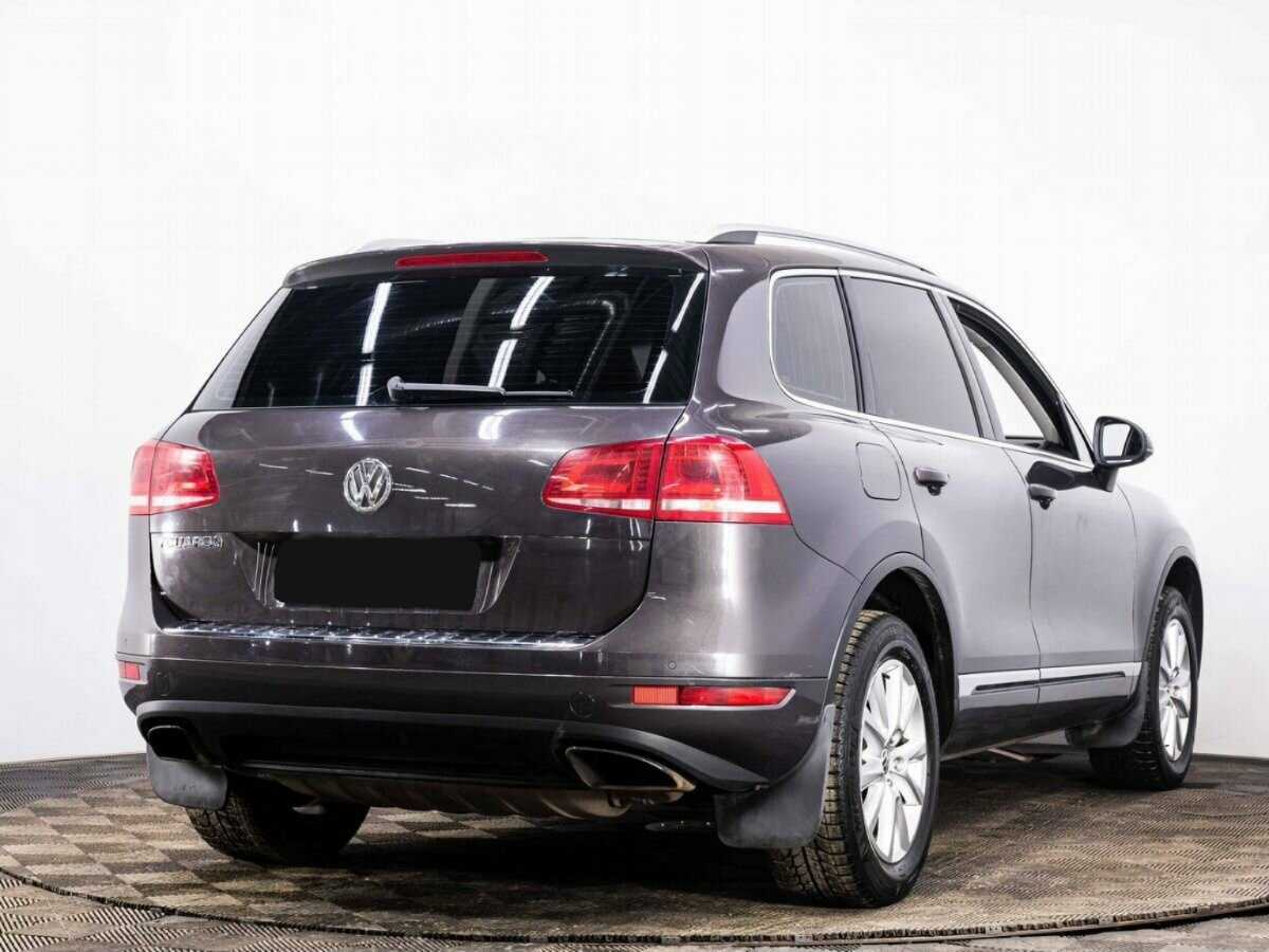 Volkswagen Touareg с пробегом — 2011 год. Фото: #5