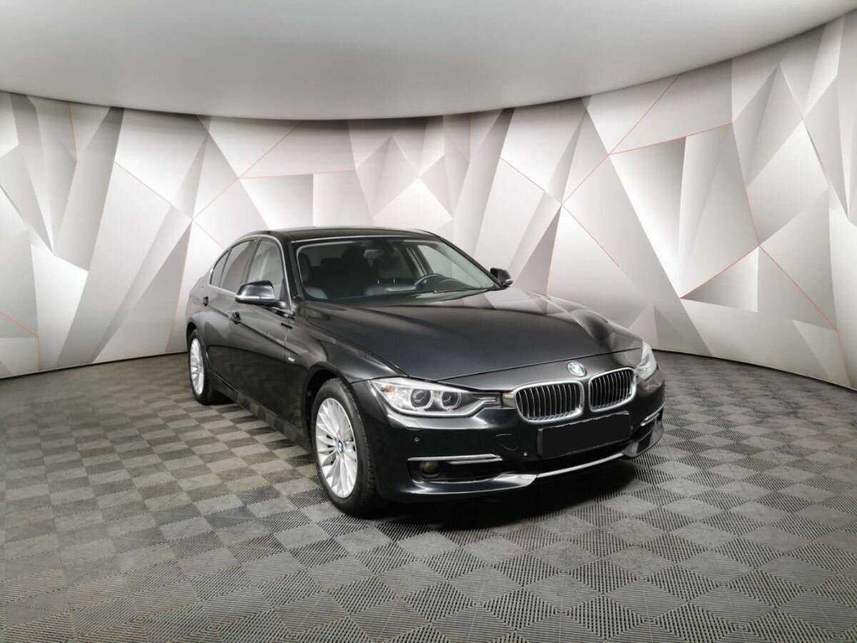 BMW 3 серии с пробегом — 2013 год. Фото: #2