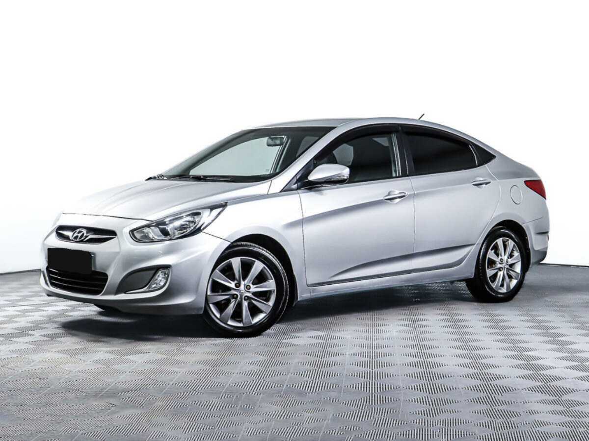Hyundai Solaris с пробегом — 2011 год. Посмотреть фото