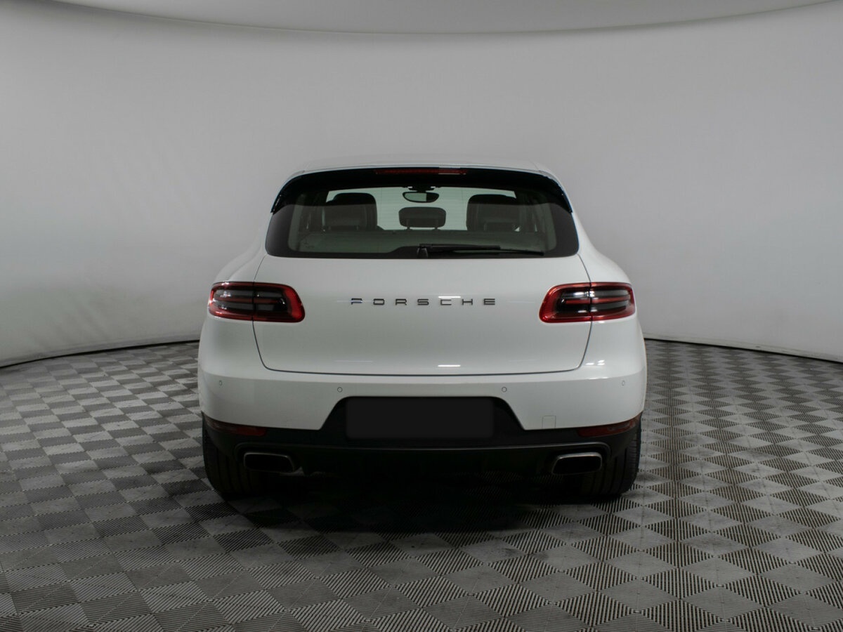 Porsche Macan с пробегом — 2018 год. Фото: #5