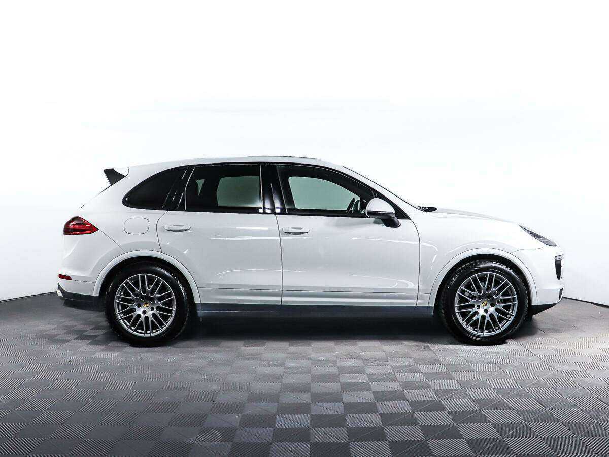 Porsche Cayenne с пробегом — 2017 год. Фото: #3