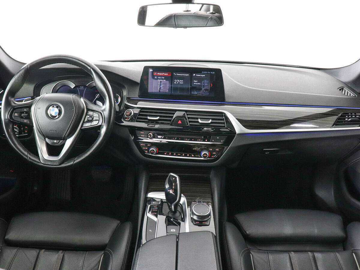BMW 5 серии с пробегом — 2017 год. Фото: #6