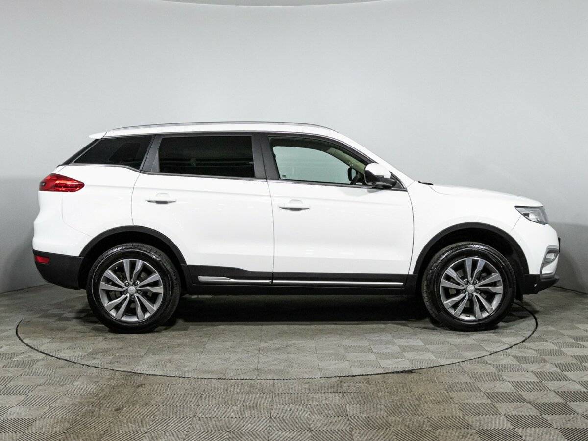 Geely Atlas с пробегом — 2020 год. Фото: #0