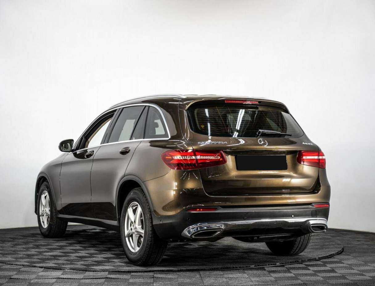 Mercedes-Benz GLC с пробегом — 2015 год. Фото: #2