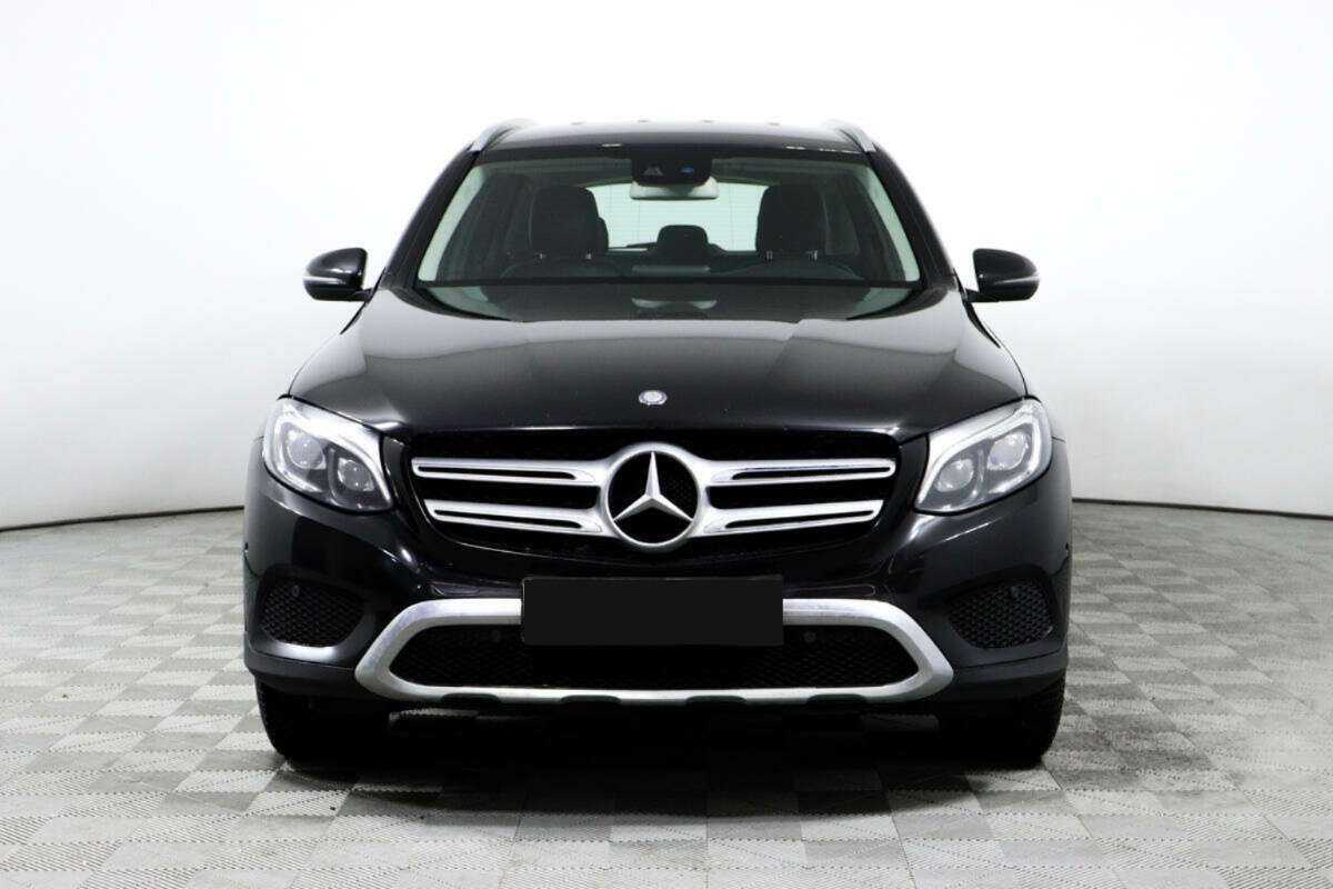 Mercedes-Benz GLC с пробегом — 2015 год. Фото: #1