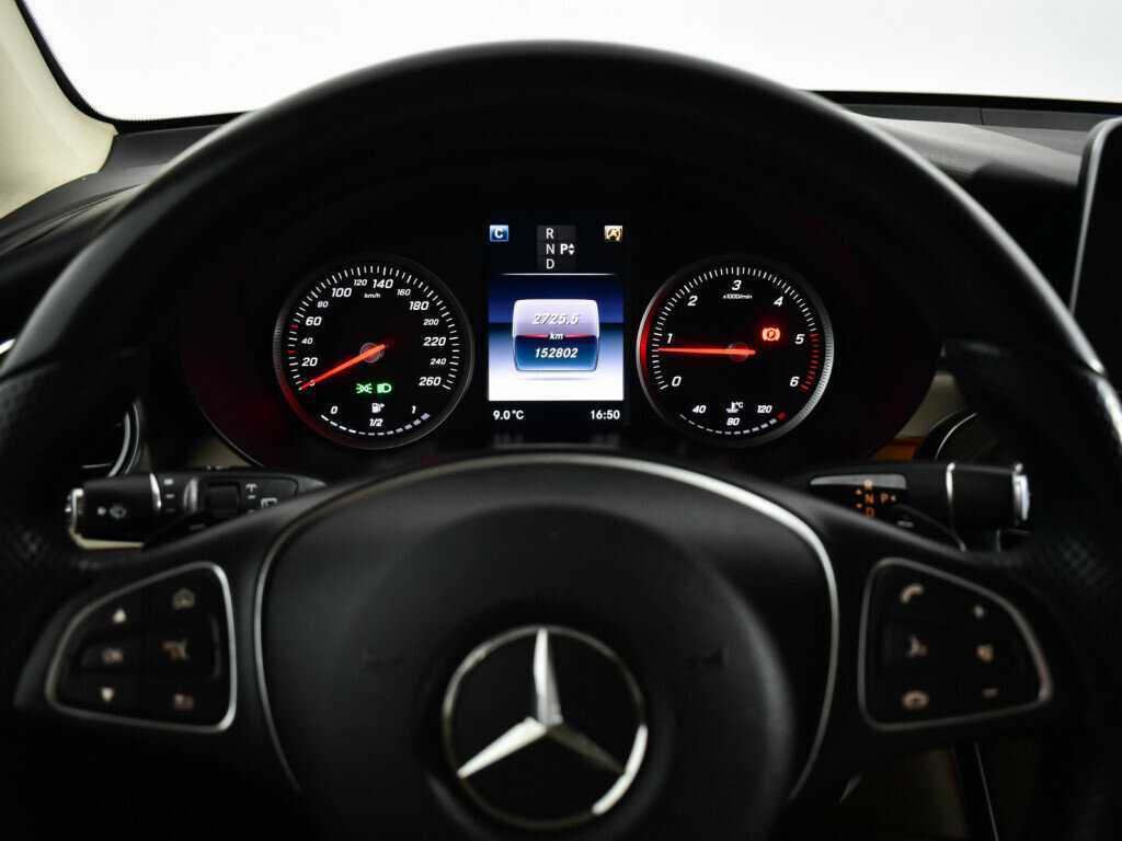 Mercedes-Benz GLC с пробегом — 2015 год. Фото: #10