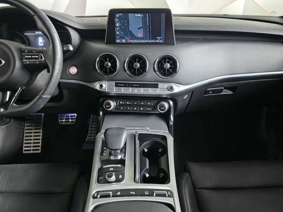 Kia Stinger с пробегом — 2019 год. Фото: #10