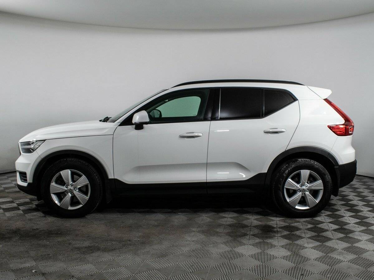 Volvo XC40 с пробегом — 2020 год. Фото: #4