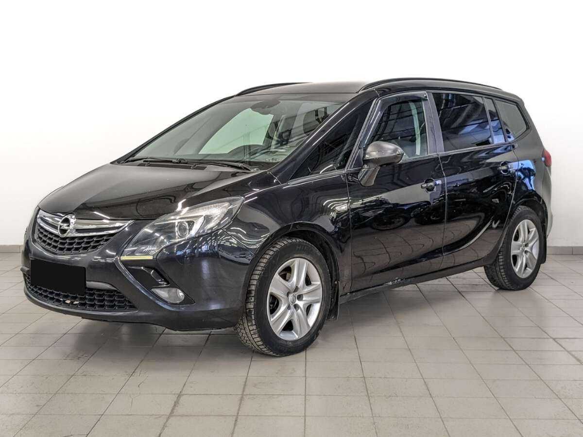 Opel Zafira с пробегом — 2014 год. Фото: #0
