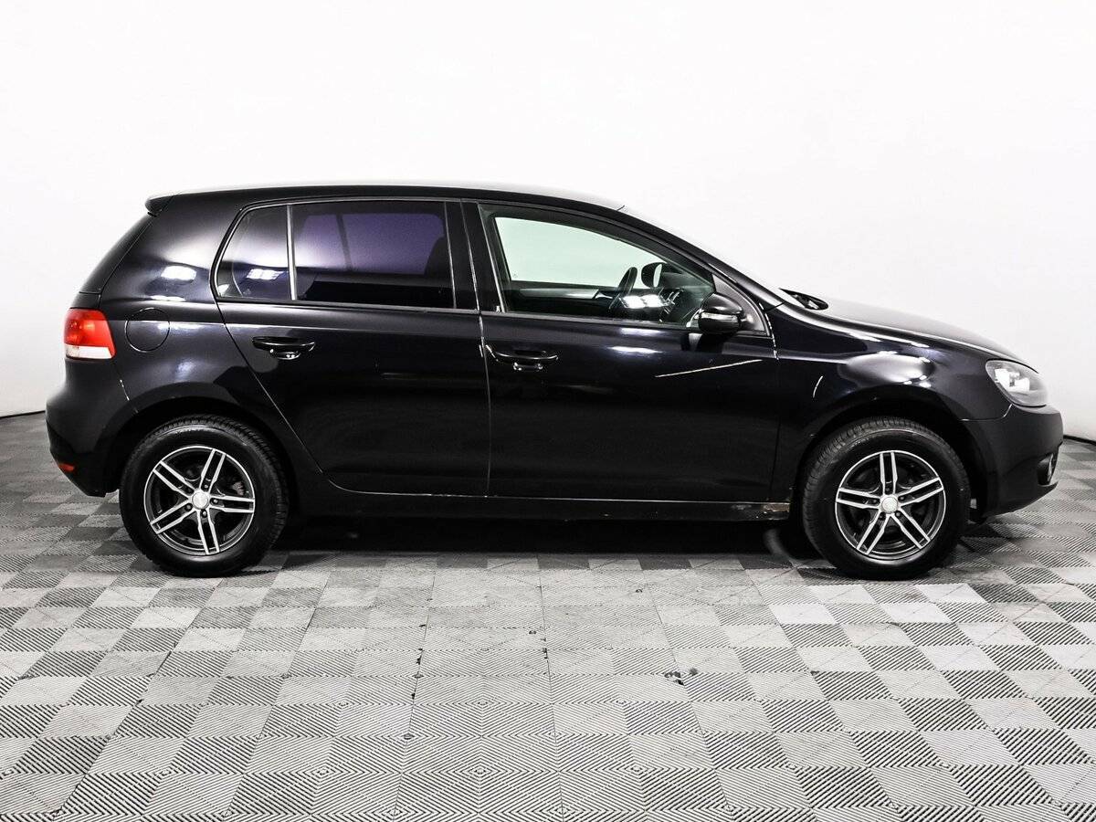 Volkswagen Golf с пробегом — 2010 год. Фото: #3